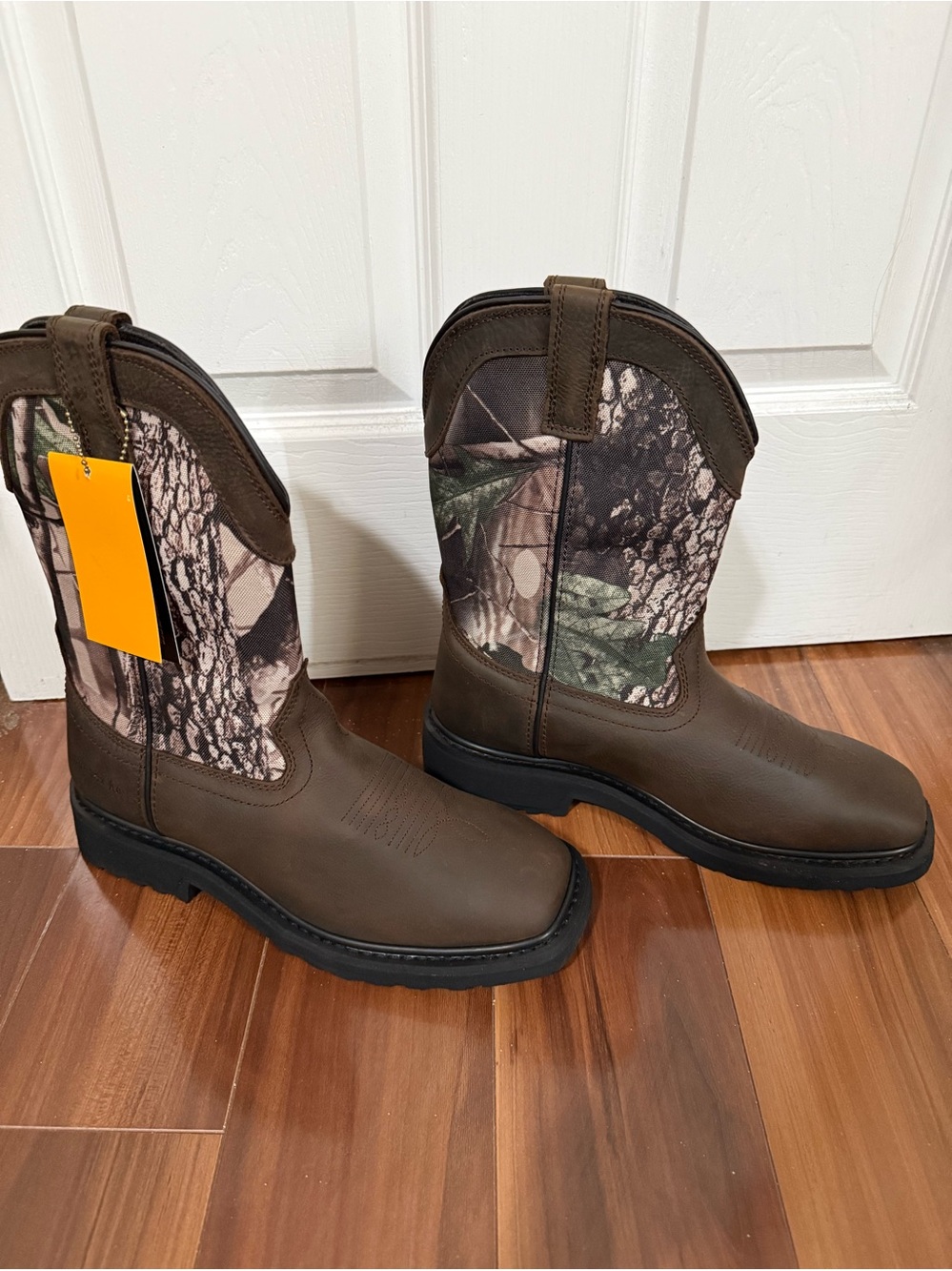 Men’s Brown Camo Pull-On Work Boots